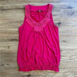 Cable & Gauge Magenta Tank Top with Crochet Detail